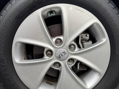 Used 2015 Kia Soul FWD image 10