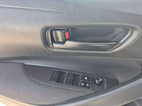 Used 2024 Toyota Corolla LE image 7