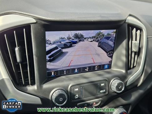 Used 2023 GMC Terrain SLT w/ Tech Package FWD image 19