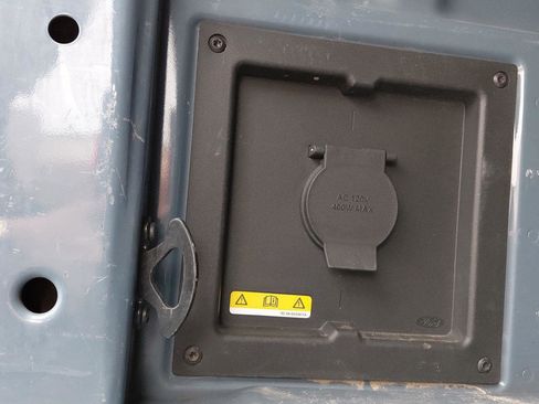 Used 2023 Ford F150 Lariat w/ Equipment Group 502A High image 21