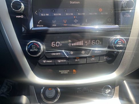 Used 2023 Nissan Murano SL w/ SL Moonroof Package AWD/4WD image 11