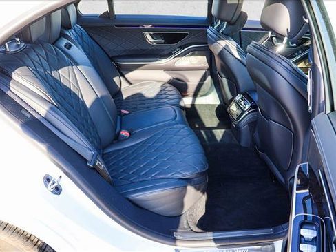 Used 2024 Mercedes-Benz S 580 4MATIC Sedan image 25