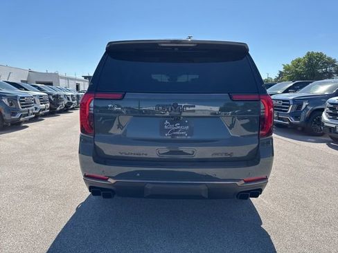 New 2026 GMC Yukon AT4 Ultimate w/ LPO, Floor Liner Package AWD/4WD image 6