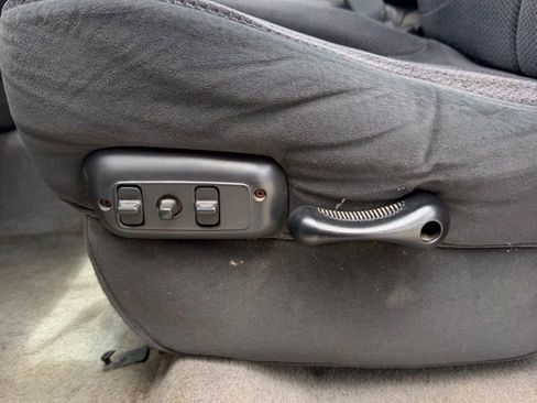 Used 2006 Dodge Ram 2500 Truck SLT w/ Quad Cab Big Horn Value Group image 11