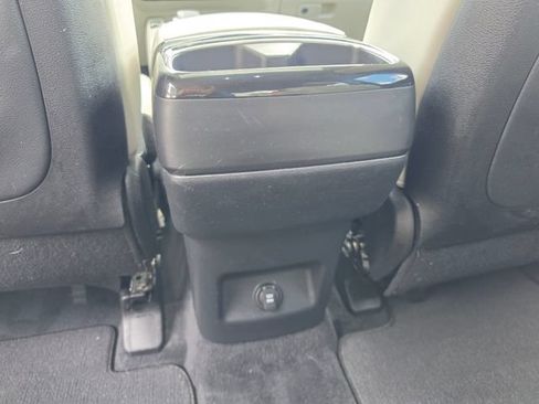 Used 2021 Kia Telluride S AWD/4WD image 36