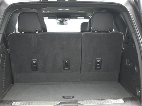 Used 2025 GMC Yukon Denali AWD/4WD image 29