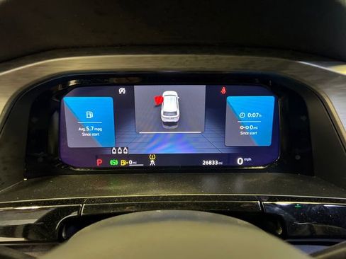 Certified 2024 Volkswagen Atlas Cross Sport SE image 22