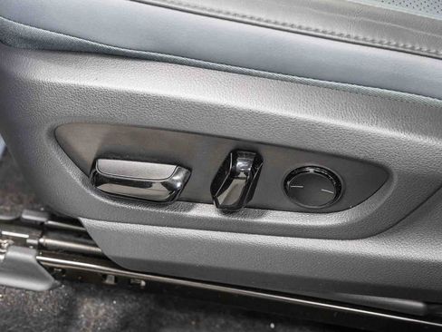 Used 2026 Lexus RZ 350e 2WD w/ Accessory Package (K3) image 22