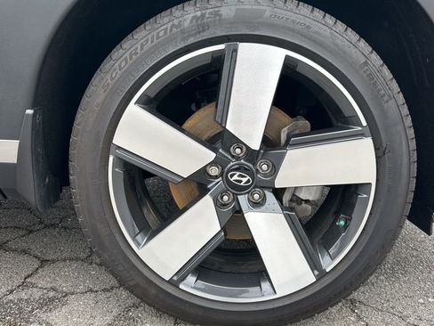New 2025 Hyundai Santa Fe Limited AWD/4WD image 11