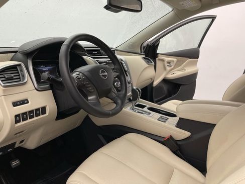 Used 2023 Nissan Murano SL w/ SL Moonroof Package image 10