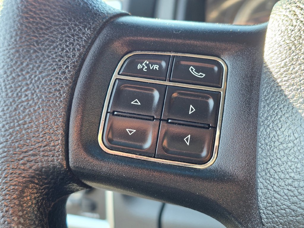 Used 2017 RAM 2500 SLT AWD/4WD image 30