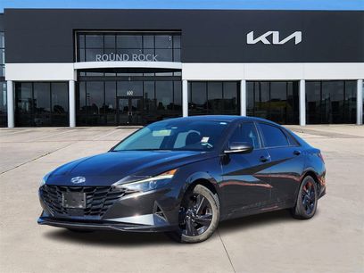 Used 2022 Hyundai Elantra SEL w/ Convenience Package