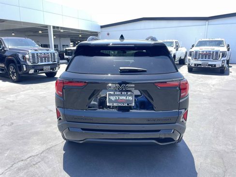New 2026 GMC Terrain Elevation w/ Elevation Premium Package FWD image 6