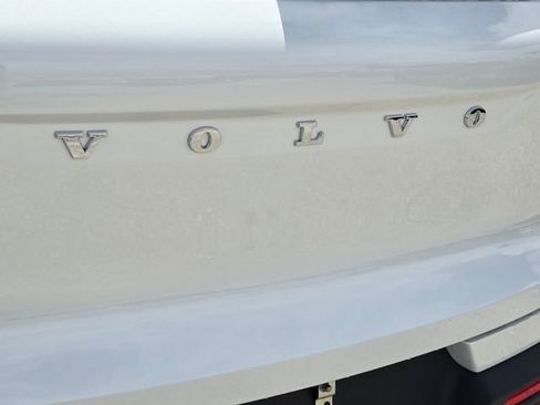 New 2026 Volvo XC40 B5 Plus w/ Protection Package Premier image 10