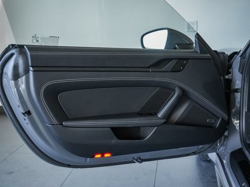 Certified 2026 Porsche 911 GT3 RWD image 12