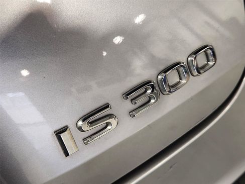 Used 2023 Lexus IS 300 w/ Comfort Package RWD image 29