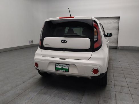 Used 2019 Kia Soul + FWD image 7