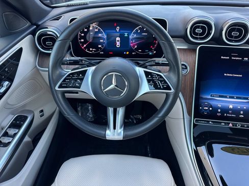 Used 2025 Mercedes-Benz C 300 Sedan image 16