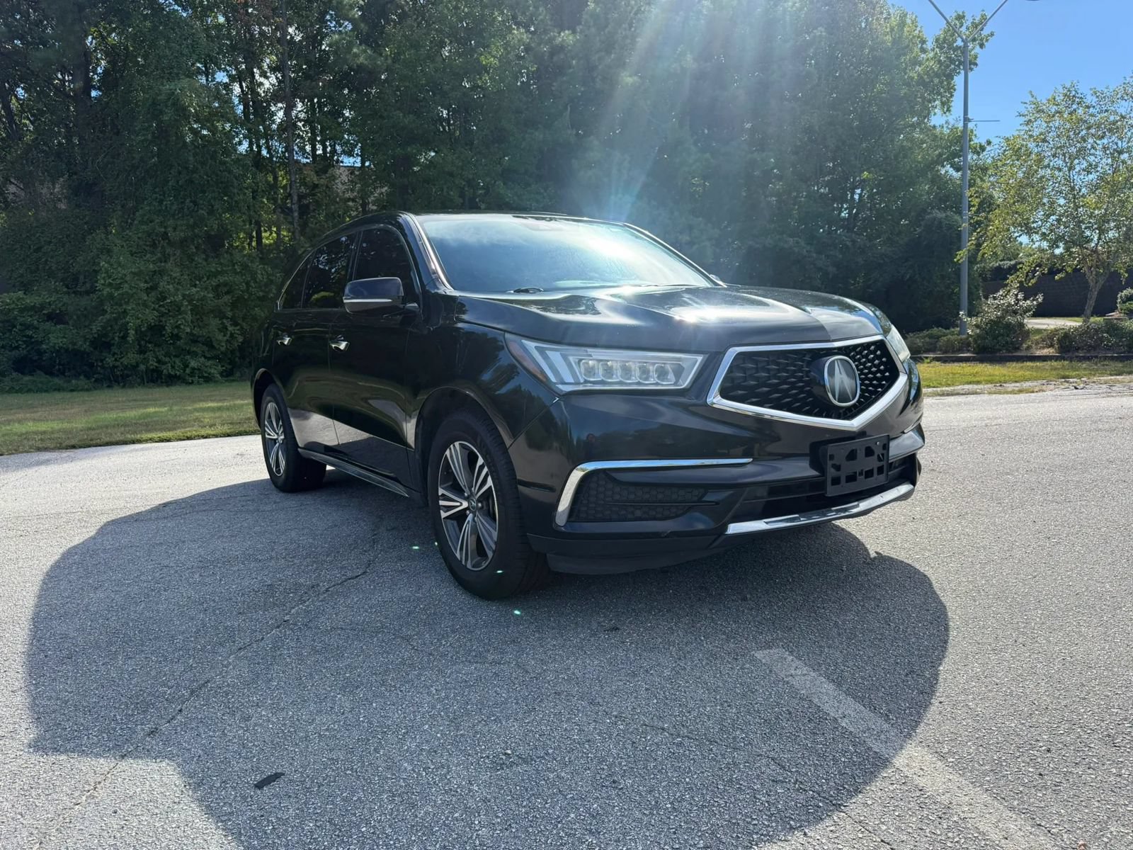 Used 2017 Acura MDX SH-AWD image 2