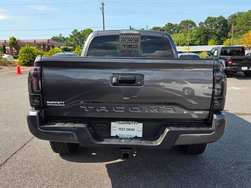 Used 2019 Toyota Tacoma TRD Sport AWD/4WD image 7