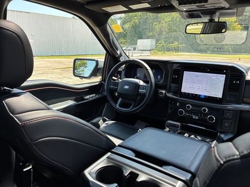 Used 2025 Ford F150 Raptor AWD/4WD image 25