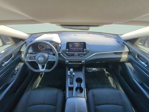 Used 2019 Nissan Altima 2.5 S FWD image 11