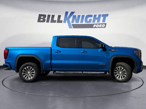 Used 2023 GMC Sierra 1500 AT4 w/ Technology Package AWD/4WD image 6