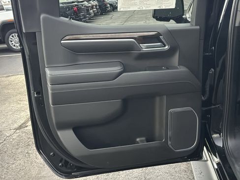 Used 2022 GMC Sierra 1500 Elevation w/ Elevation Premium Package image 21