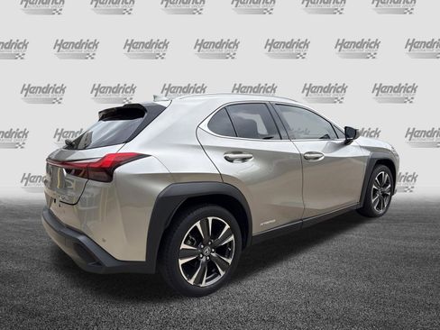 Used 2020 Lexus UX 250h w/ Premium Package image 10