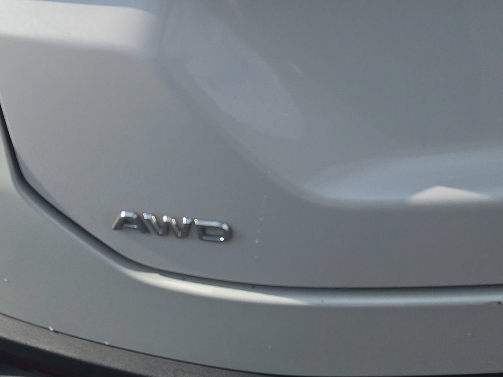 Certified 2025 Honda Pilot Touring image 7