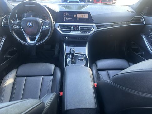Used 2019 BMW 330i Sedan w/ Premium Package image 17