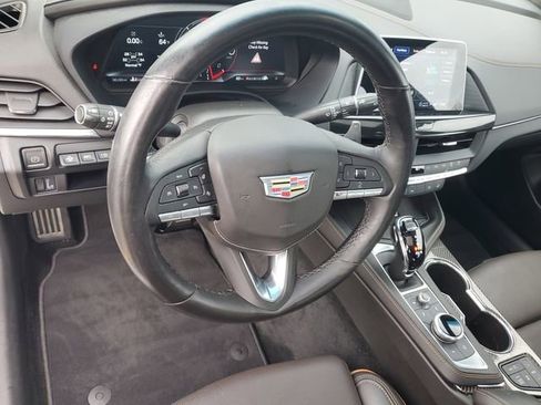 Certified 2023 Cadillac CT4 V w/ Technology Package image 9