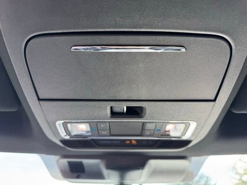 Used 2023 Ford F150 Lariat w/ Equipment Group 502A High image 34