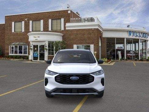Used 2025 Ford Escape ST-Line w/ Cold Weather Package AWD/4WD image 29