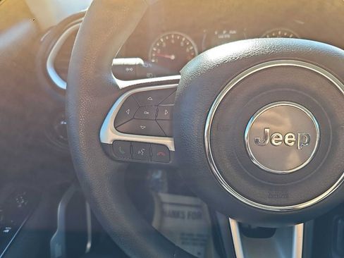 Used 2018 Jeep Renegade Sport w/ Power & Air Group image 22