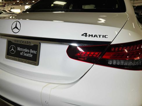 Used 2023 Mercedes-Benz E 350 4MATIC Sedan image 15