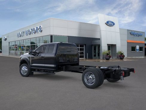 New 2026 Ford F450 XL w/ XL Chrome Package image 31
