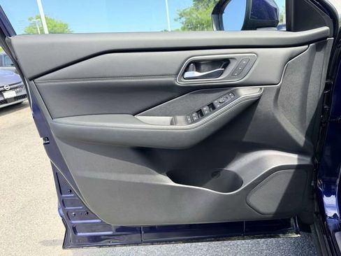 New 2026 Nissan Rogue Platinum w/ Platinum Premium Package AWD/4WD image 14