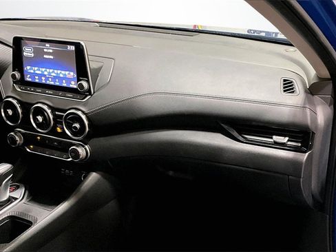 Used 2022 Nissan Sentra SV image 25
