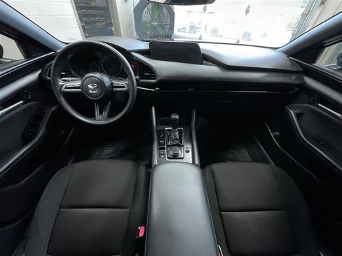 Used 2021 MAZDA MAZDA3 s FWD image 20