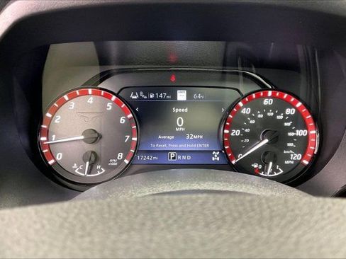 Used 2024 Nissan Titan PRO-4X w/ Pro-4x Convenience Package AWD/4WD image 22
