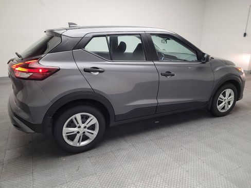 Used 2024 Nissan Kicks S image 10