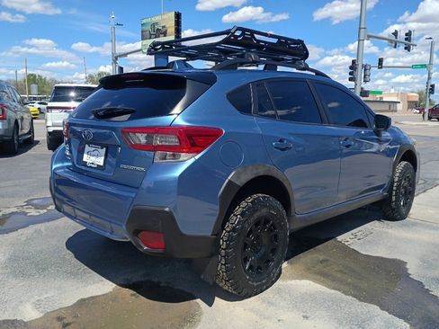 Used 2021 Subaru Crosstrek 2.0i Premium AWD/4WD image 6