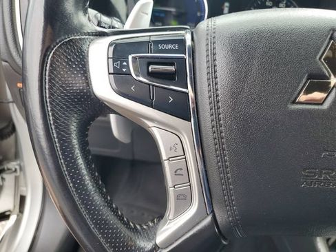 Used 2022 Mitsubishi Outlander GT AWD/4WD image 11