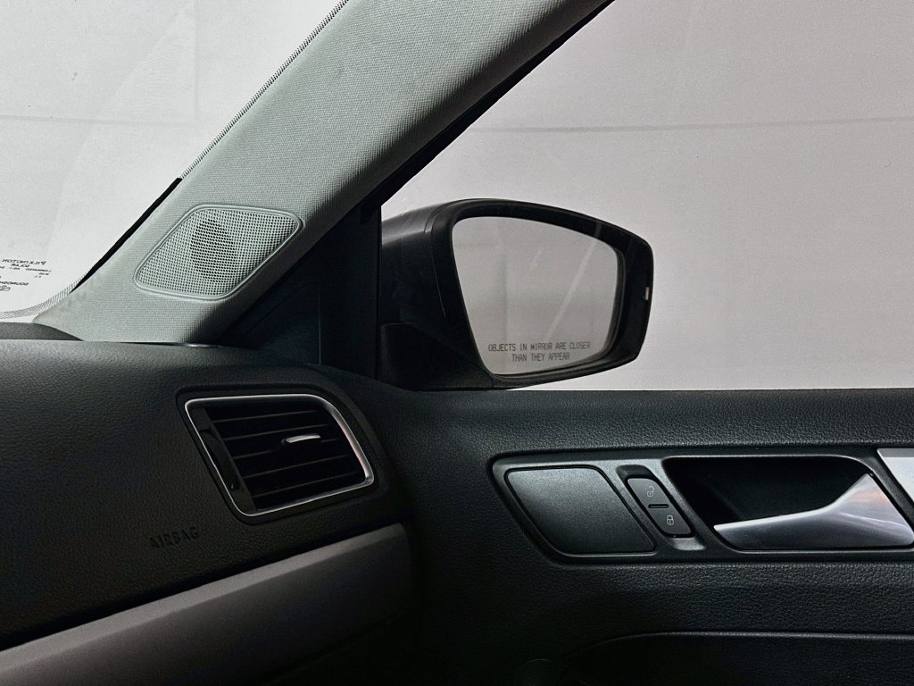 Used 2014 Volkswagen Jetta SE FWD image 22