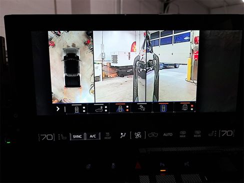 New 2025 GMC Hummer EV 3X image 38