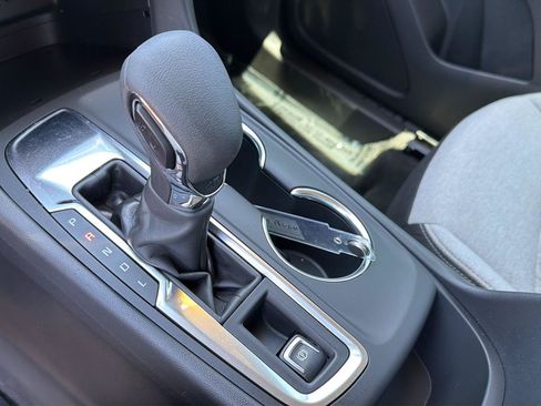 Used 2024 Chevrolet Equinox LS w/ LS Convenience Package FWD image 26