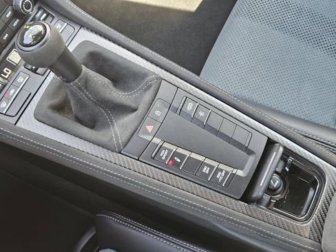 Certified 2025 Porsche 718 Boxster Spyder RS image 21