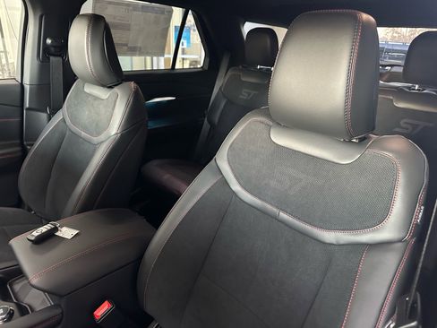 New 2026 Ford Explorer ST image 22