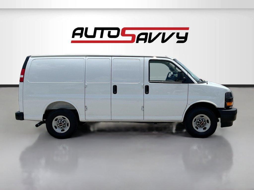 Used 2025 GMC Savana 2500 w/ Driver Convenience Package RWD image 8